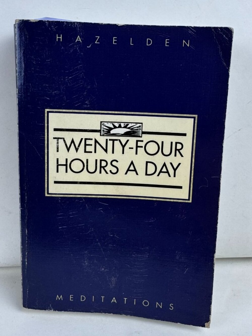 Hazelden Twenty-Four Hours A Day Daily Meditations AA 12 Steps ISBN 0894868349